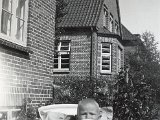 Familiealbum Sdb004 1  1942 En lille mulat i slutningen af juni 1942